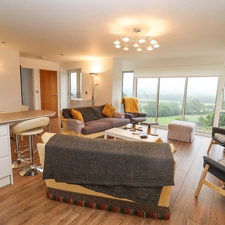水上伯顿Beautiful Cotswold View公寓 外观 照片